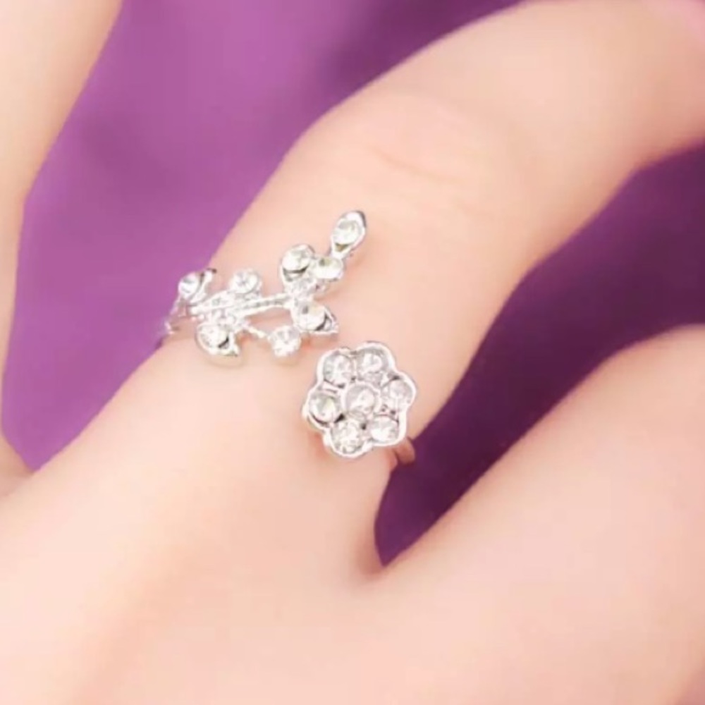 NEW!๐๐๐ธFLOWERS! LEAVES! CZ!๐ธ๐๐SILVERY BEAUTY - Picture 6 of 8